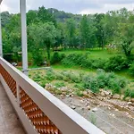 Apartment Riverside