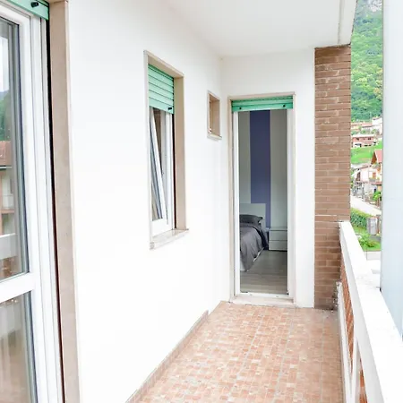 Lägenhet Riverside Omegna